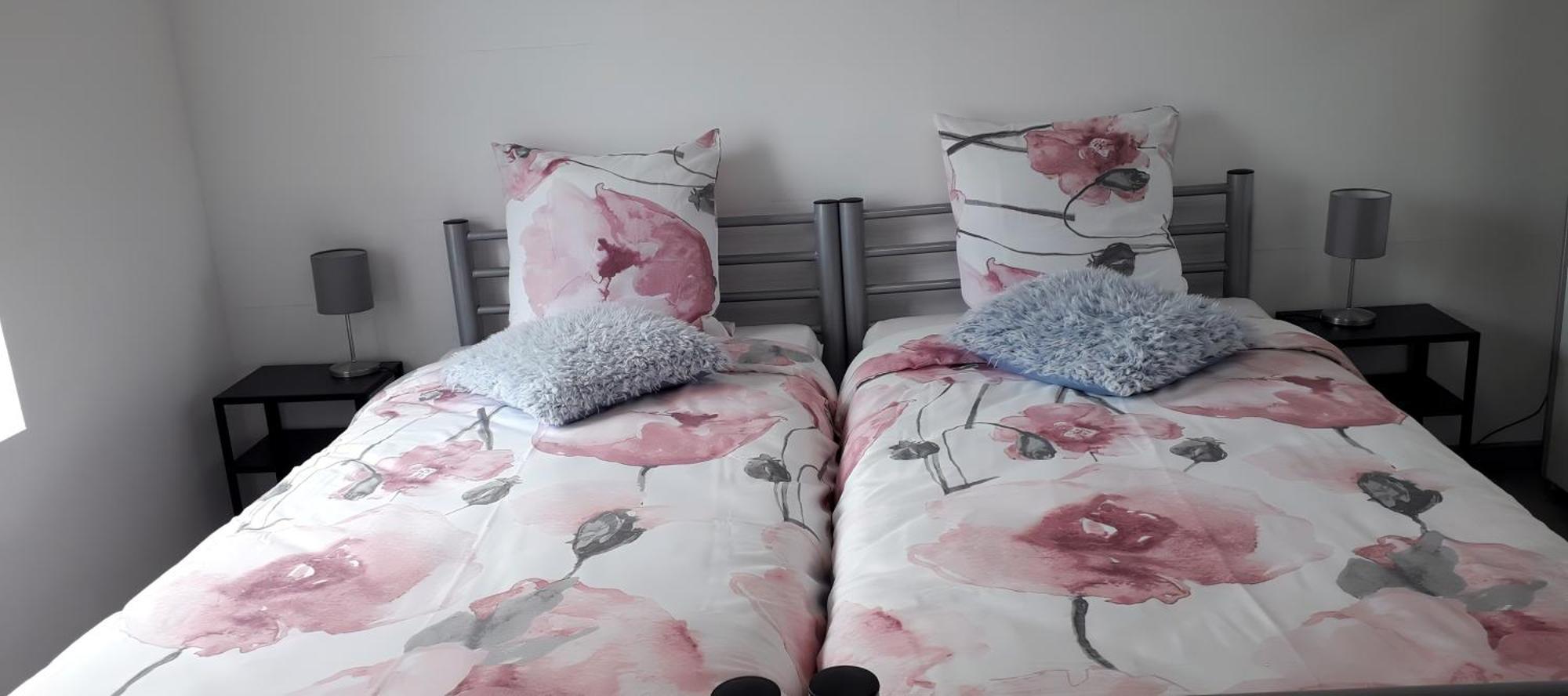 Au Chant Des Roches - Parking - Wifi - Terrasse - Chambres Familiales - 塞尔方丹 外观 照片
