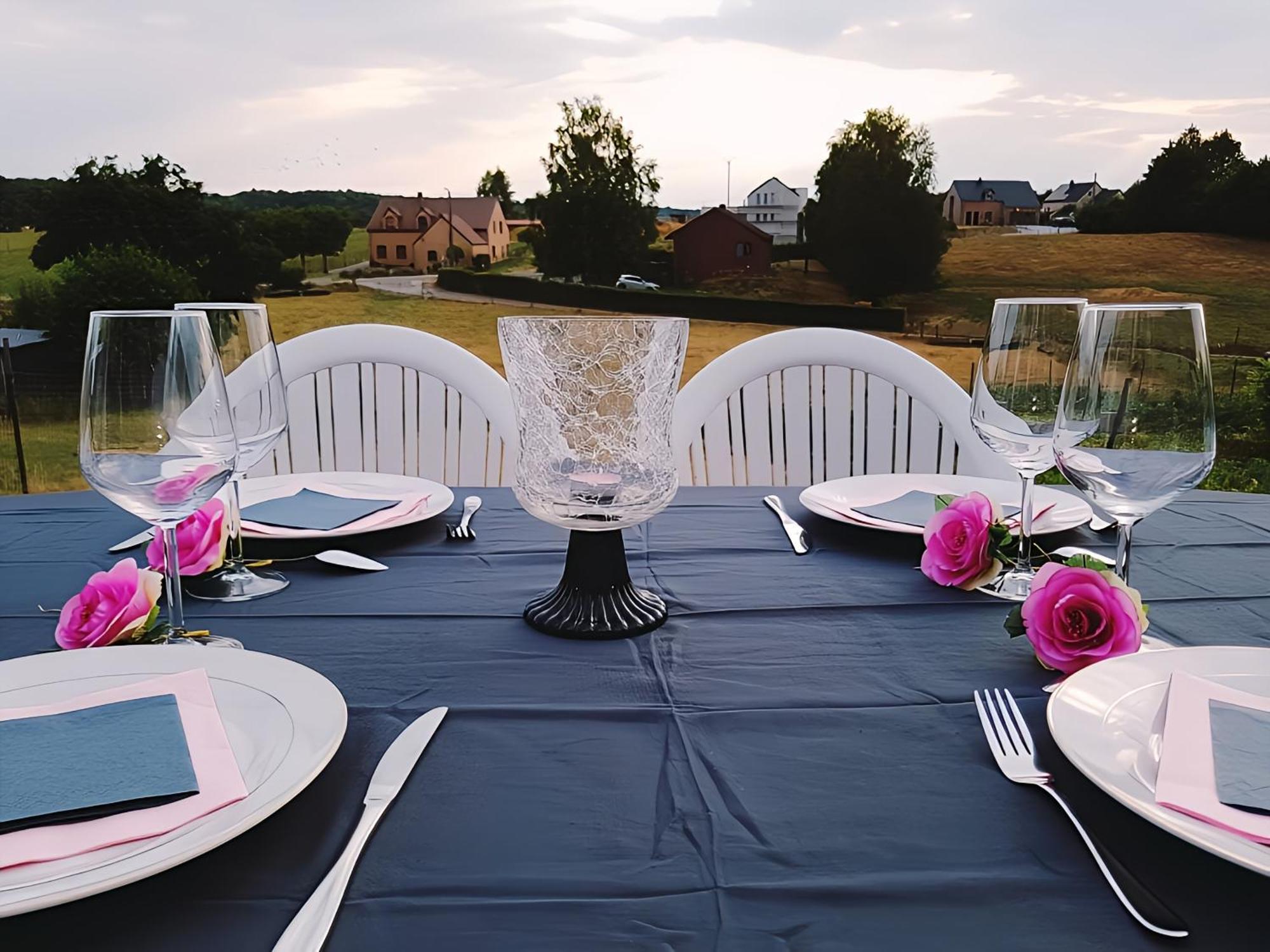 Au Chant Des Roches - Parking - Wifi - Terrasse - Chambres Familiales - 塞尔方丹 外观 照片