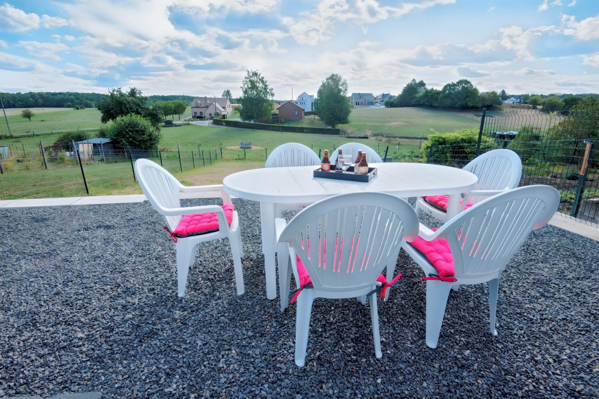 Au Chant Des Roches - Parking - Wifi - Terrasse - Chambres Familiales - 塞尔方丹 外观 照片